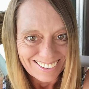 Meet your Posher, Angie